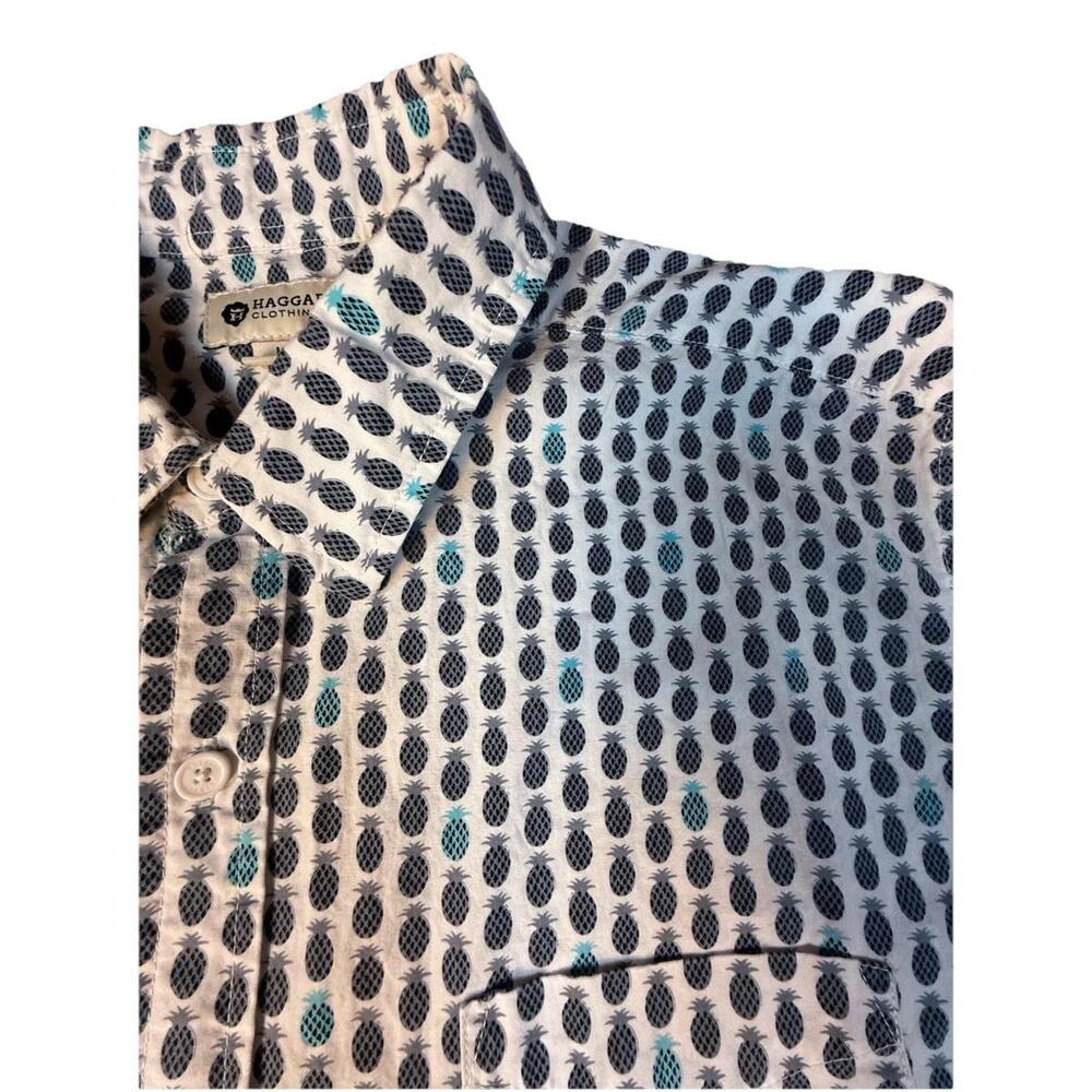 Haggar Men’s Large Short Sleeve Button Up Shirt  Casual Pineapple Print